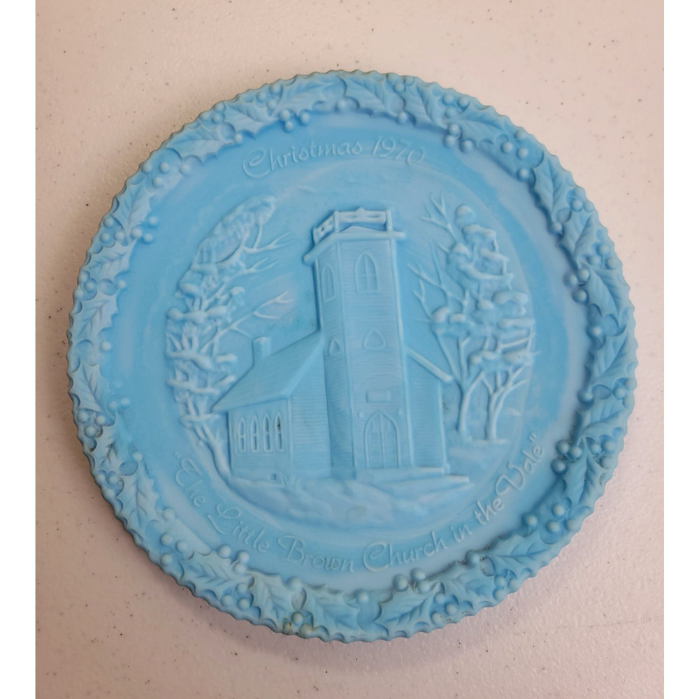 Fenton 1970 Blue‎ Satin Little Brown Church in Vale Holiday Christmas Plate
